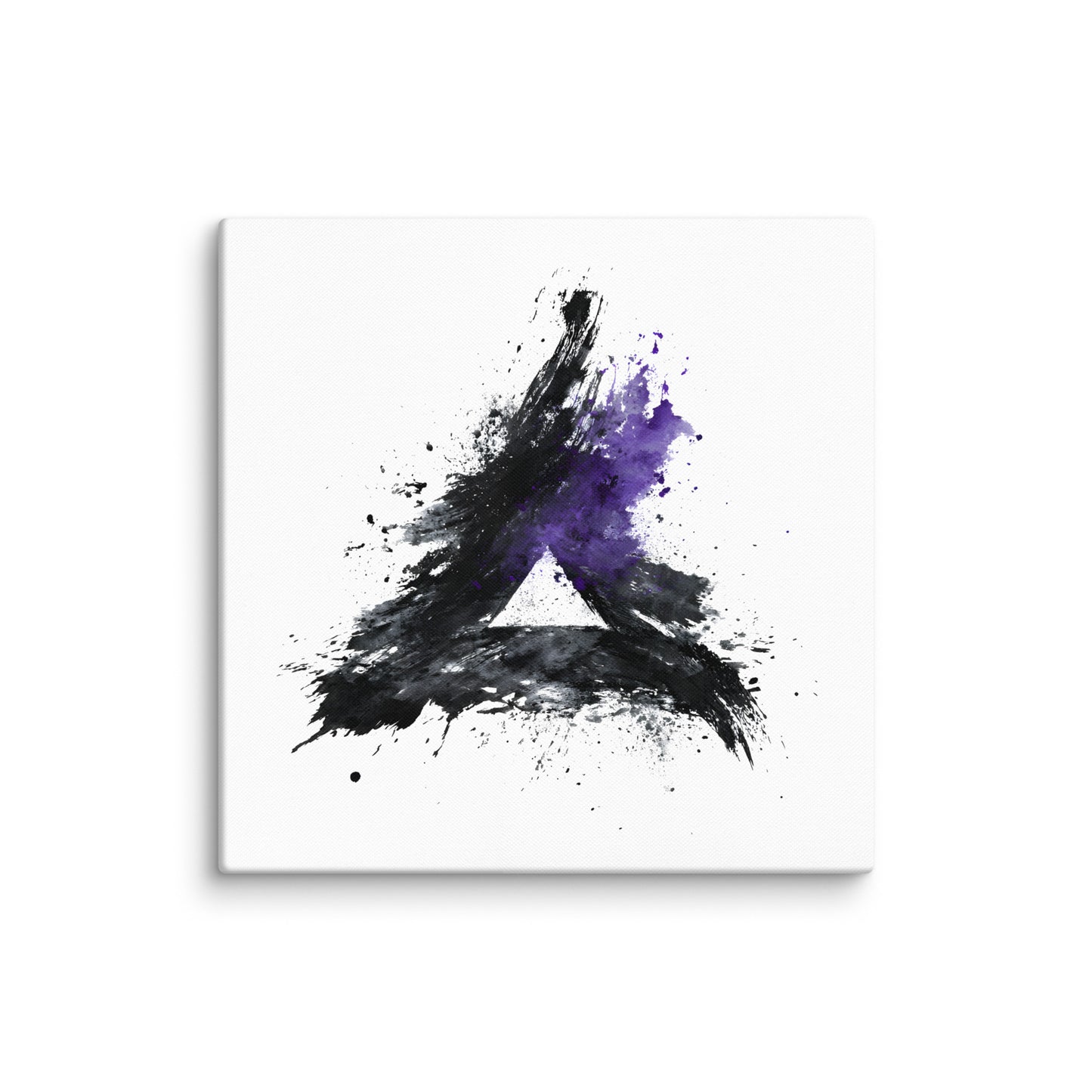 Wandbild Purple Triangle No. 01 aus der Kollektion Chaos & Order im Format 20x20 Zoll mit violettem Dreieck, schwarzer Pinselkomposition und abstrakter Tusche-Komposition